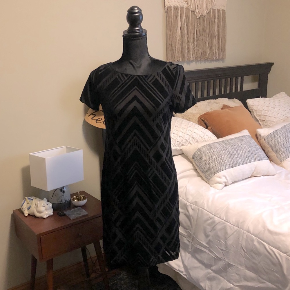 White House Black market extra small black dress